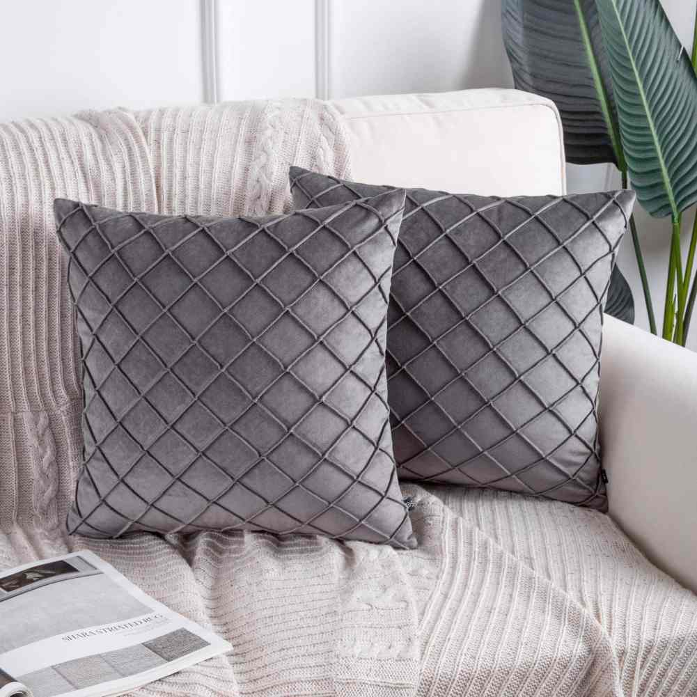 Cross Pleated Cushion