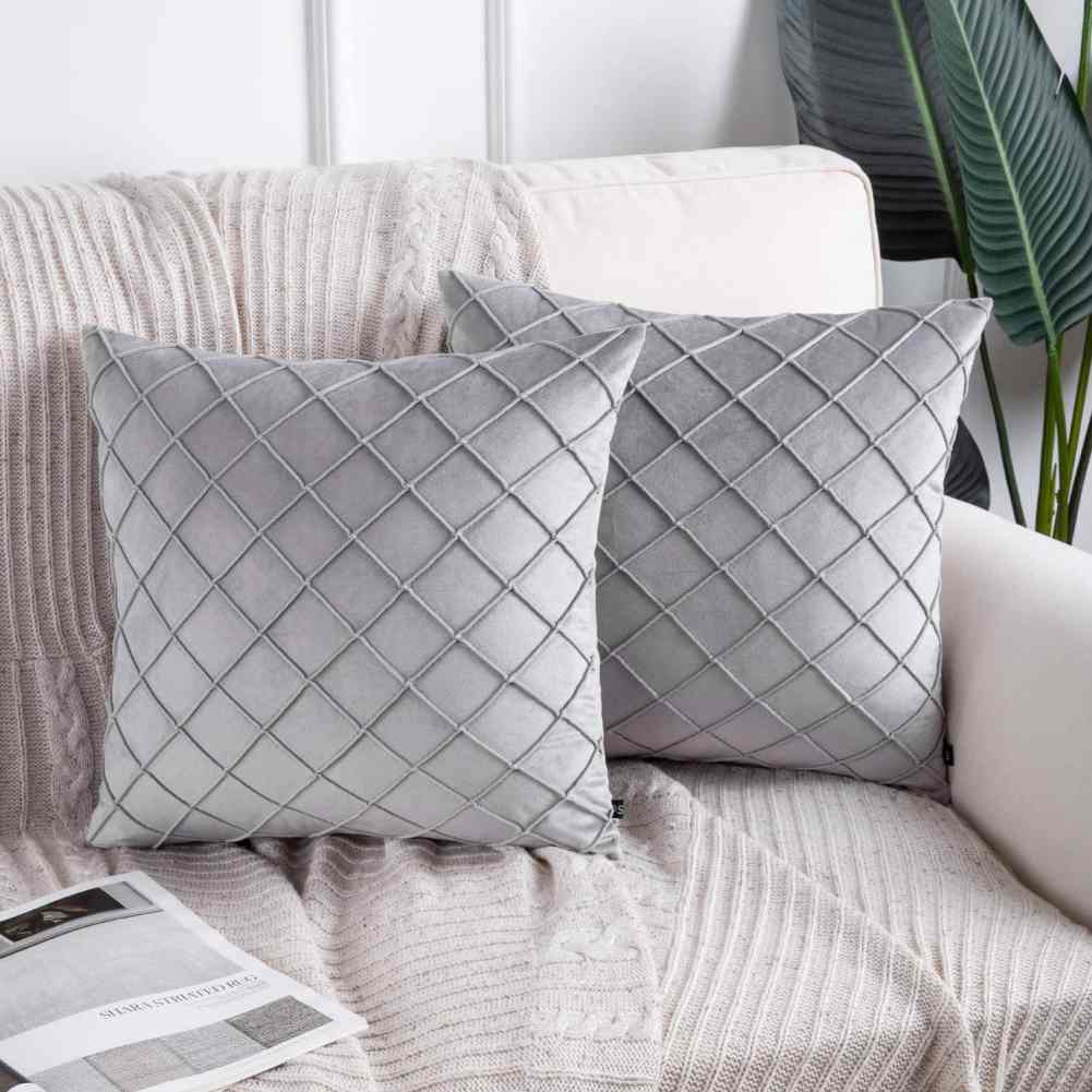 Cross Pleated Cushion