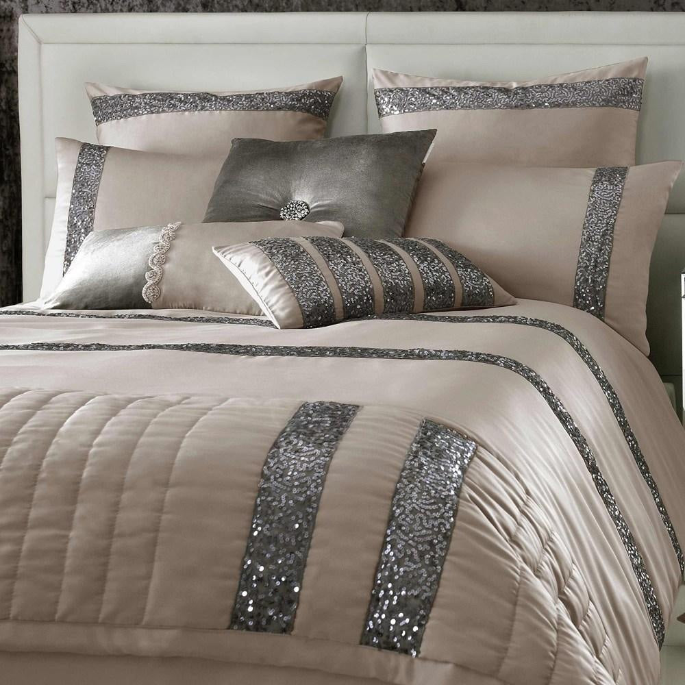 Elegant Look Beige Bridal Quilt Set